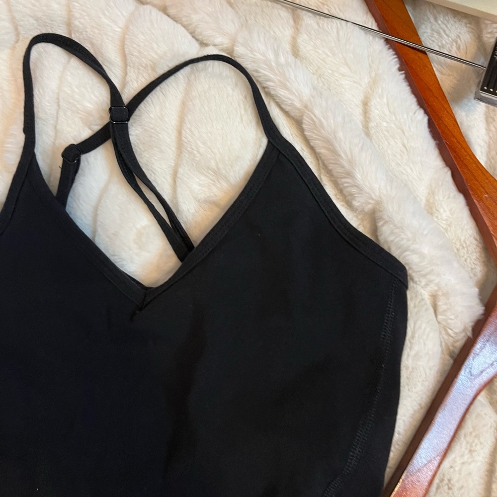 Old Navy S Black Powerchill Adjustable Strap Extra Slim Crop Playsuit Active